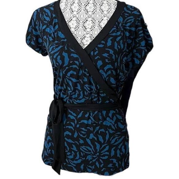 The Limited Black and Blue Faux Wrap Floral Shirt w/ Cloth Belt / Size Medium - Picture 1 of 4